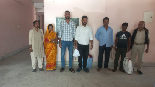 किऊल स्टेशन से पांच धंधेबाज़ों से भारी मात्रा में अवैध शराब बरामद, महिला भी शामिल