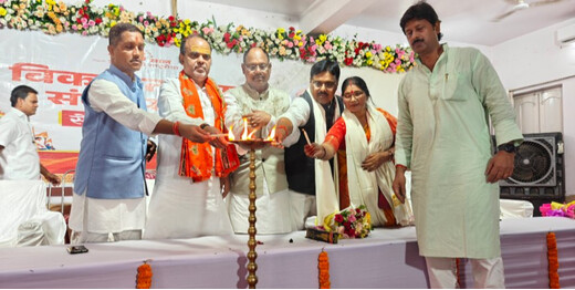 लखीसराय में निकली 'सेवा ज्योति यात्रा', आर. लाल कॉलेज मोड़ का बदला नाम