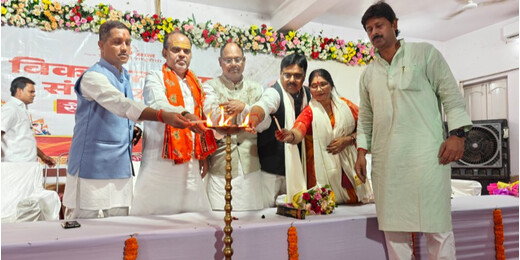 लखीसराय में निकली 'सेवा ज्योति यात्रा', आर. लाल कॉलेज मोड़ का बदला नाम
