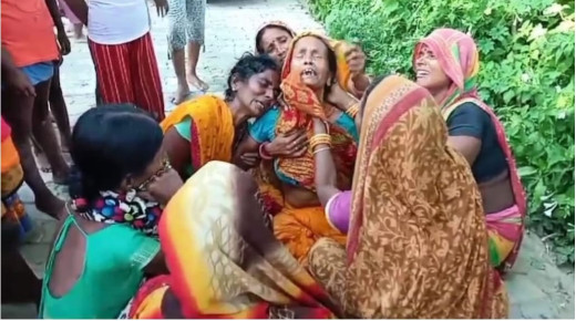 पकड़ीदयाल में पटवन करने गये किसान की कुदाल से काटकर हत्या