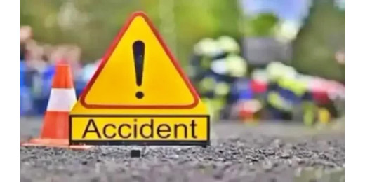 हाइवा और बाइक में भिड़त, तीन लोगों की मौत