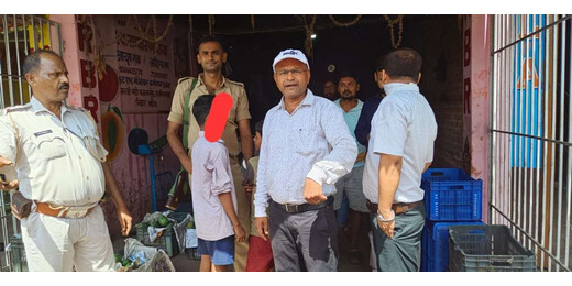 बाल श्रम पर प्रशासन का सख्त एक्शन, तीन बच्चों को कराया गया मुक्त