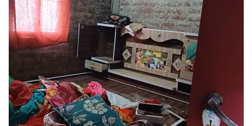 चोरों ने मचाया आतंक, एक साथ दो घरों में की चोरी