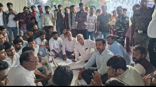 छात्र शक्ति के आगे झुका विवि प्रशासन: 170 घंटे की भूख हड़ताल के बाद 10 सूत्रीय मांगों पर लिखित मुहर