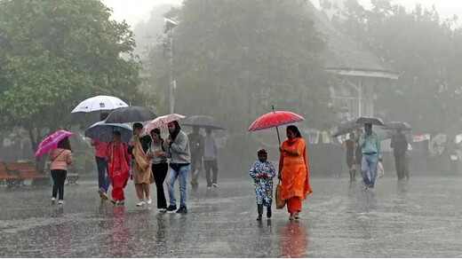 देशभर में रफ्तार पकड़ता मानसून, केरल से दिल्ली तक झमाझम बारिश से जनजीवन प्रभावित
