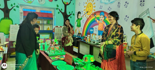 द आर्क स्कूल के वार्षिक प्रदर्शनी में छात्रों ने रचनात्मकता का किया प्रदर्शन