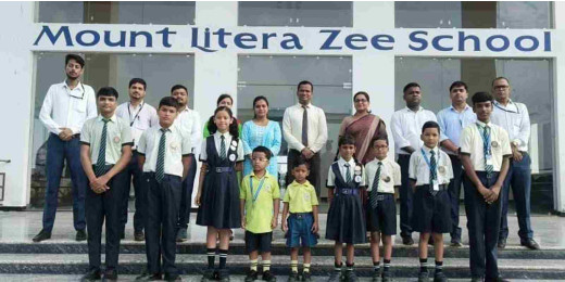 माउंट लिटेरा जी स्कूल में अगस्त माह के स्टार परफॉर्मर ऑफ द मंथ बच्चों का चयन