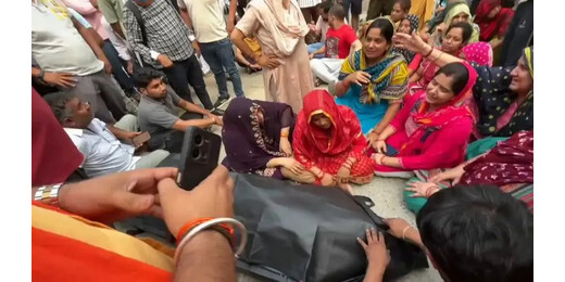थाने के बाहर युवक की गोली मारकर हत्या, परिजनों ने की एनकाउंटर की मांग