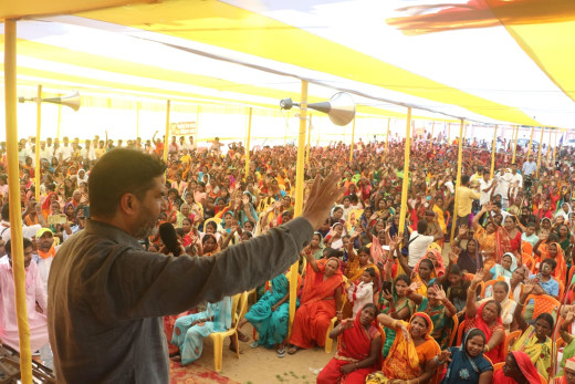 बिहार सरकार मात्र पांच लोगों के भरोसे चल रही है : प्रशांत किशोर