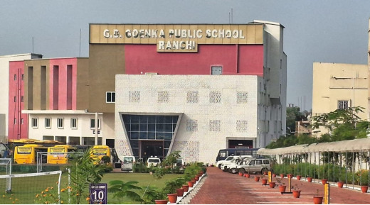 G.D. गोयनका स्कूल में ईडी की रेड, स्कूल परिसर बना पुलिस छावनी