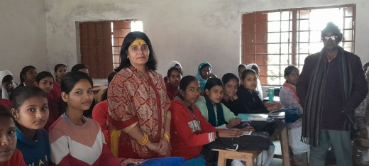 समाज में बालिका शिक्षा का अलख जगा रही राजस्व अधिकारी अल्का अन्नू 