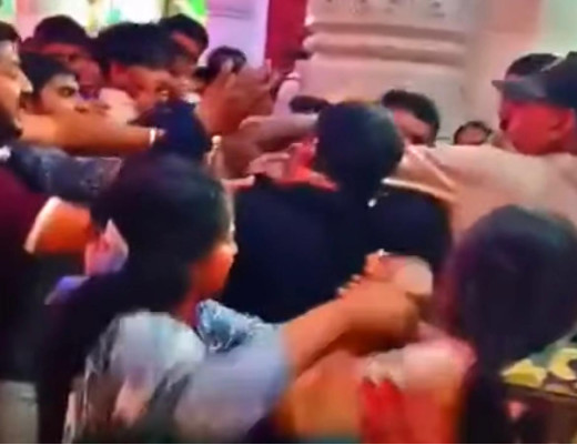 वृंदावन के प्रेम मंदिर में आपस में भिड़े श्रद्धालु, जमकर हुई मारपीट