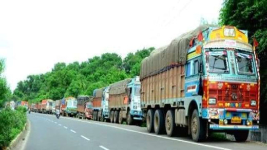 चौथे दिन भी पश्चिम बंगाल ने झारखंड में आलू ट्रकों का प्रवेश रोका