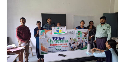 स्वच्छता पखवाड़ा के तहत बालिका विद्यालय में अभियान और पेंटिंग प्रतियोगिता आयोजित