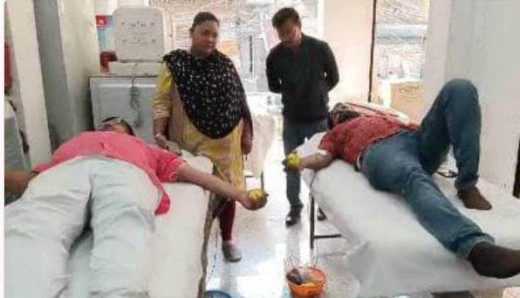 हेल्प टीम के तत्वावधान में रक्तदान शिविर आयोजित, दर्जनों ने किया रक्तदान