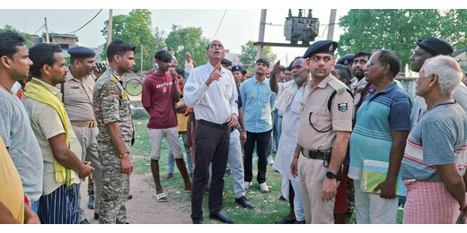 मननपुर जलापूर्ति योजना में बड़ी गड़बड़ी, डीएम ने जताई नाराजगी