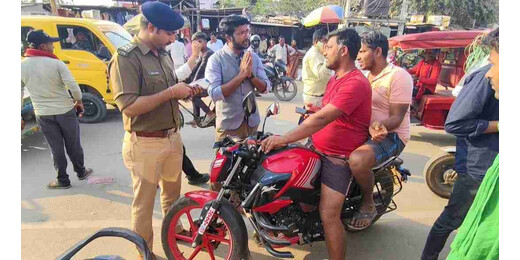 जाम से निजात के लिए प्रशासन का पैदल मार्च अभियान, लोगों को किया जागरूक