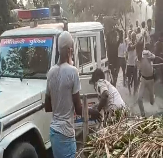 पहाड़पुर में पुलिस टीम पर जानलेवा हमला, दो जख्मी