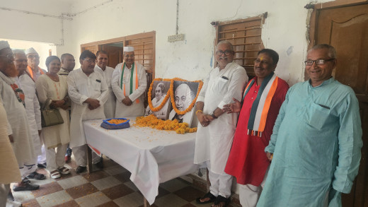 कांग्रेस ने जयंती पर सरदार पटेल व इंदिरा गांधी को किया नमन