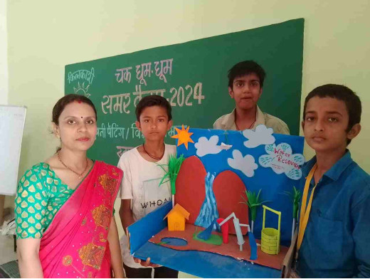 ज्ञान से विज्ञान की ओर बढ़ते कदम : दीक्षा उपाध्याय