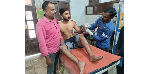 पूर्व मंत्री इसराइल मंसूरी की गाड़ी ने मारी युवक को टक्कर, चालक व अन्य मौके से फरार