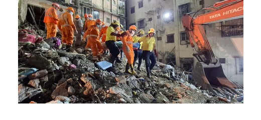महाराष्ट्र : विरार में इमारत ढहने से 14 की मौत, बचाव अभियान जारी