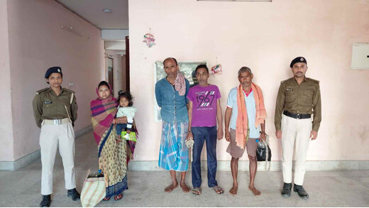 छापेमारी में अवैध शराब बरामद, चार धंधेबाजों पर कार्यवाई 