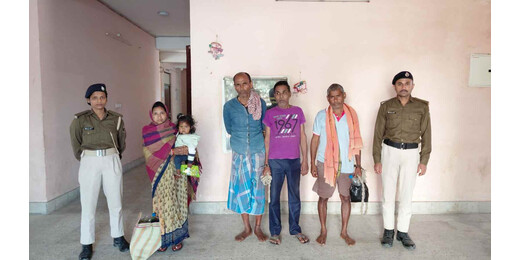 छापेमारी में अवैध शराब बरामद, चार धंधेबाजों पर कार्यवाई 