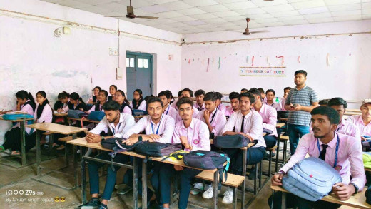 नेशनल अप्रेंटिसशिप ट्रेनिंग स्कीम कार्यक्रम आयोजित, छात्रों को मिला करियर मार्गदर्शन का मौका