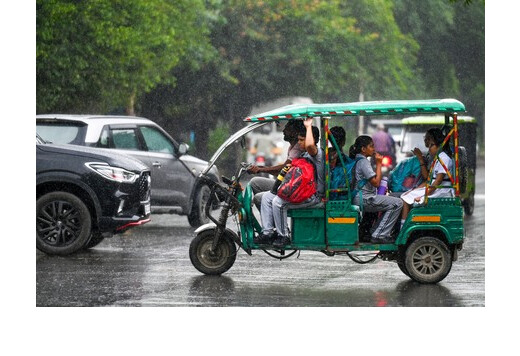एनसीआर में एक हफ्ते तक जारी रहेगा बारिश का असर, पश्चिमी विक्षोभ बना वजह