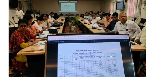 आंगनबाड़ी केंद्रों की स्थिति पर हुई उच्चस्तरीय समीक्षा, डीएम ने दिए मरम्मती कार्यों में तेजी लाने के निर्देश