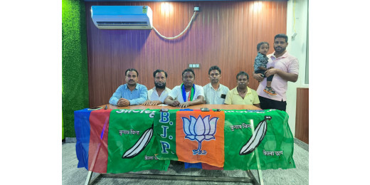 मांडू में आजसू-भाजपा की संयुक्त बैठक, जनसंपर्क कार्यक्रम के रूट चार्ट पर चर्चा