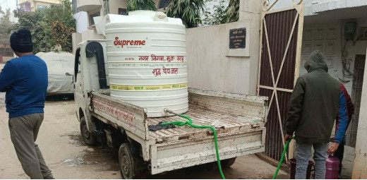 वार्ड 14 में जल पंप में तकनीकी समस्या उत्पन्न, निगम ने उपलब्ध कराई टैंकर