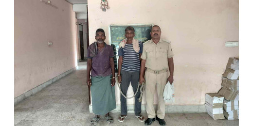 उत्पाद विभाग की छापेमारी में दो शराबी गिरफ्तार