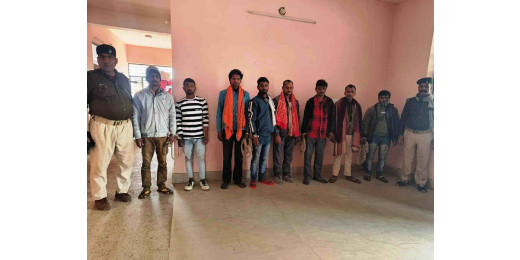 शराबबंदी के बावजूद हर दिन पकड़े जा रहे शराब और शराबी