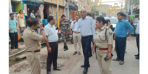 लखीसराय में पूजा पंडालों से विसर्जन घाटों तक सुरक्षा की समीक्षा, डीएम-एसपी ने दिए निर्देश