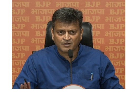 बूथ-लुटेरे की जोड़ी वोटर अधिकार यात्रा के नाम पर बिहार में कर रही ड्रामा : अजय आलोक