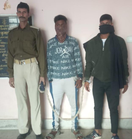 अवैध शराब की बिक्री में तीन गिरफ्तार