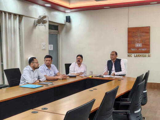 एनएच-33 फोर लेन परियोजना की समीक्षा बैठक, भूमि अधिग्रहण और निर्माण कार्यों का आकलन