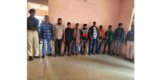 उत्पाद टीम ने अवैध शराब मामले में 11 को किया गिरफ्तार