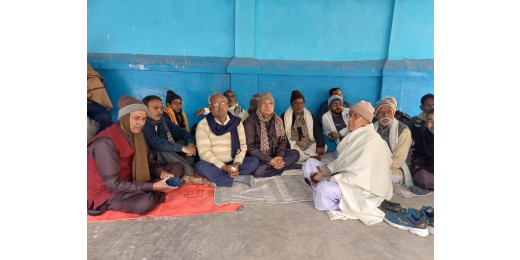 स्टाम्प वेंडरों और कातिबों का सरकार की नई नीति के खिलाफ प्रदर्शन