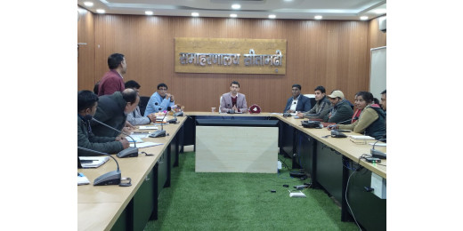 जिलाधिकारी ने की जीविका कार्यों की समीक्षा