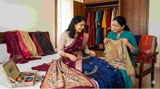 त्योहारों की तैयारी: भारी कपड़ों को कहें ना, कम्फर्टेबल और सस्टेनेबल फैशन से बनाएं अपनी पहचान