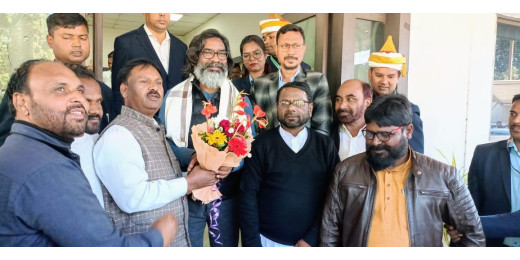 मोमिन कॉन्फ्रेंस ने मुख्यमंत्री हेमंत सोरेन को जीत की दी बधाई
