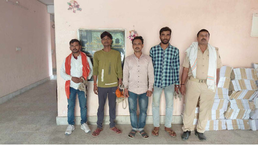 लखीसराय में शराबबंदी अभियान तेज, अलग-अलग ठिकानों से चार लोग गिरफ्तार