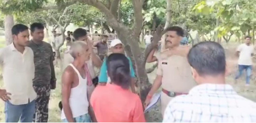 70 वर्षीय व्यक्ति का पेड़ से लटका मिला शव, जांच में जुटी पुलिस