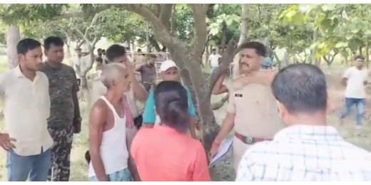 70 वर्षीय व्यक्ति का पेड़ से लटका मिला शव, जांच में जुटी पुलिस