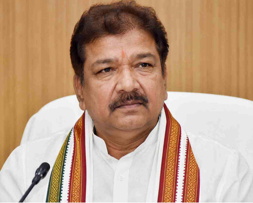 भ्रष्टाचार और लापरवाही पर राजस्व विभाग का प्रहार, नौ अधिकारियों पर गिरी गाज