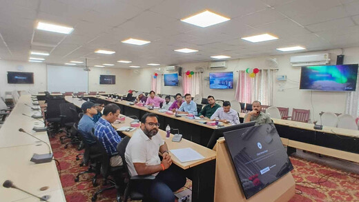 लखीसराय में भूमि की नई श्रेणियों के निर्धारण और एमवीआर पुनर्गठन को लेकर समीक्षा बैठक आयोजित