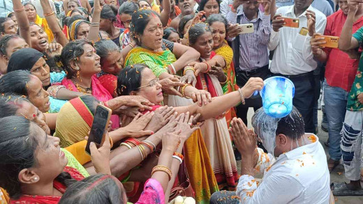 गरीबों को उजाड़ने से पहले बसाने की व्यवस्था होनी चाहिए : सावन पांडेय 